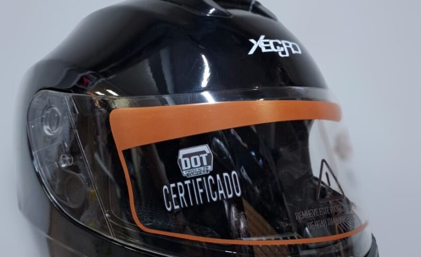 CASCO XEGRO DOT TALLA L